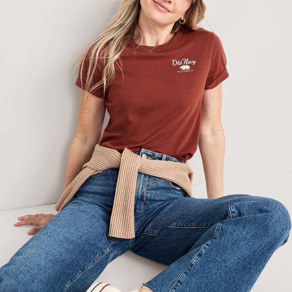 NWT OLD NAVY EveryWear Logo Graphic T-Shirt Color: Copper Moon - Picture 4 of 5